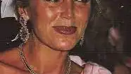 Imagen de Tita Cervera y el imponente diamante "Estrella de la Paz", regalo de su marido Heini Thyssen.
