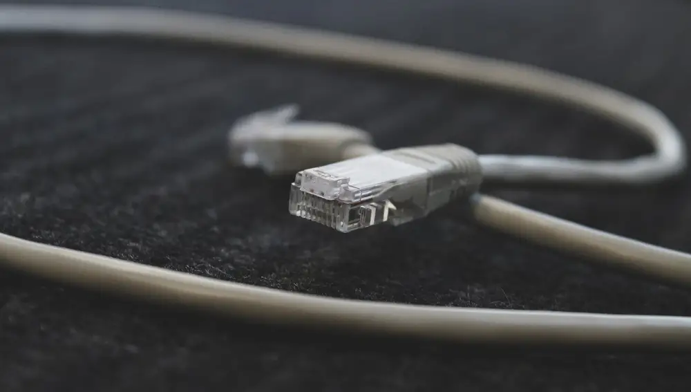 El cable Ethernet es el mejor aliado de tu &quot;router&quot;.