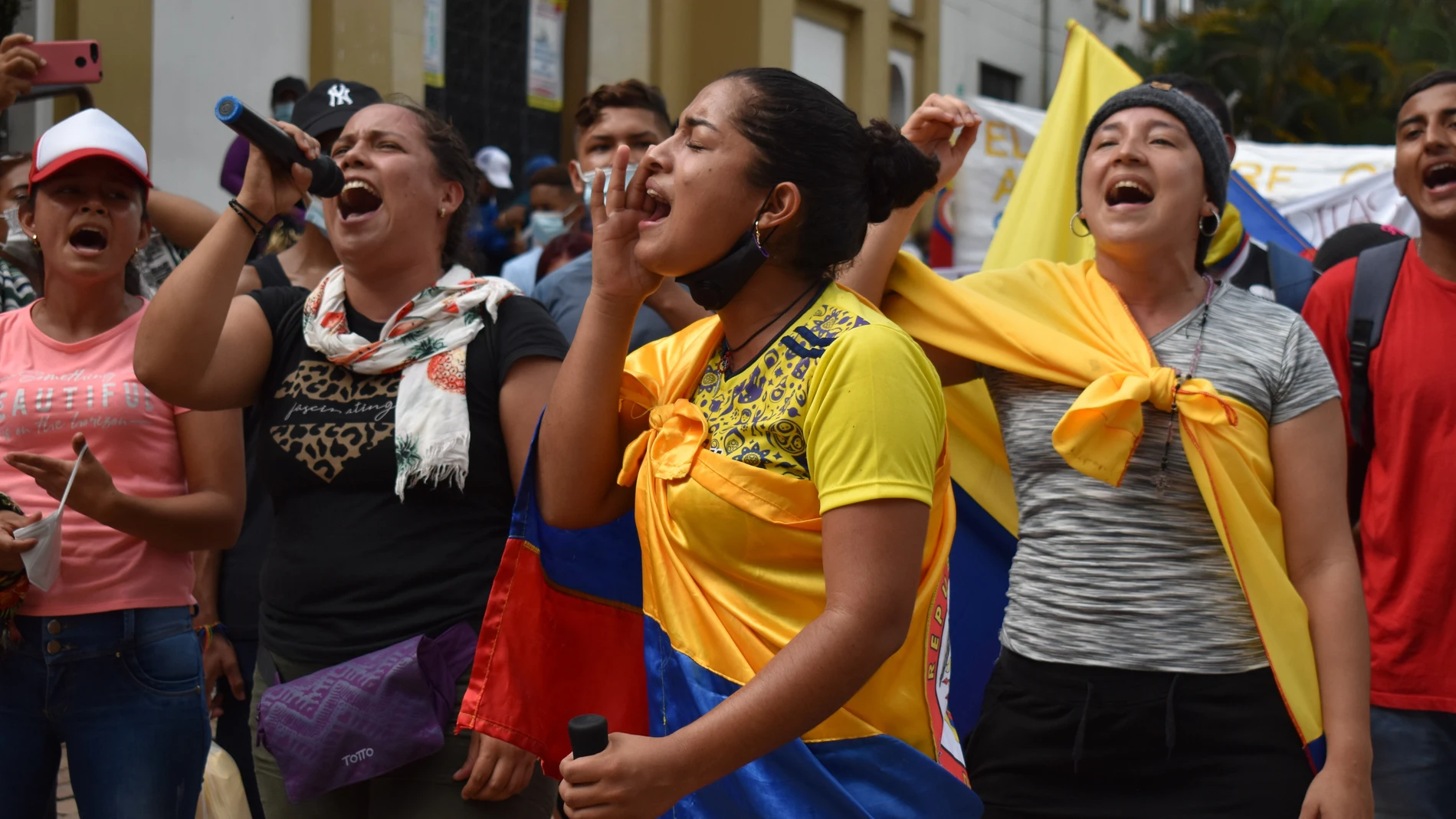 Mujeres colombianas durante una movilización por los Acuerdos de Paz el pasado miércoles