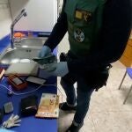 La Guardia Civil desarticula una organización criminal que botaba narcolanchas en las costas alicantinas