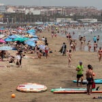 Vista general de la playa de la Malvarrosa en Valencia el pasado lunes