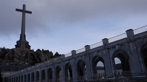 Imagen de la Cruz del Valle de los Caídos