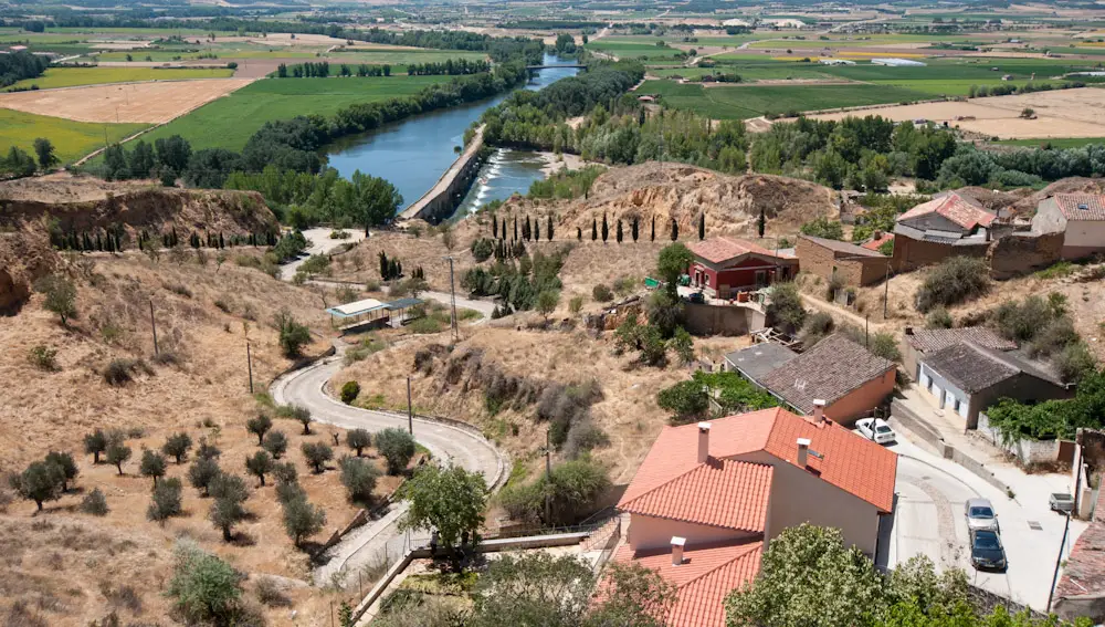 Vista del río Duero a su paso por Toro desde el mirador del Paseo del Espolón