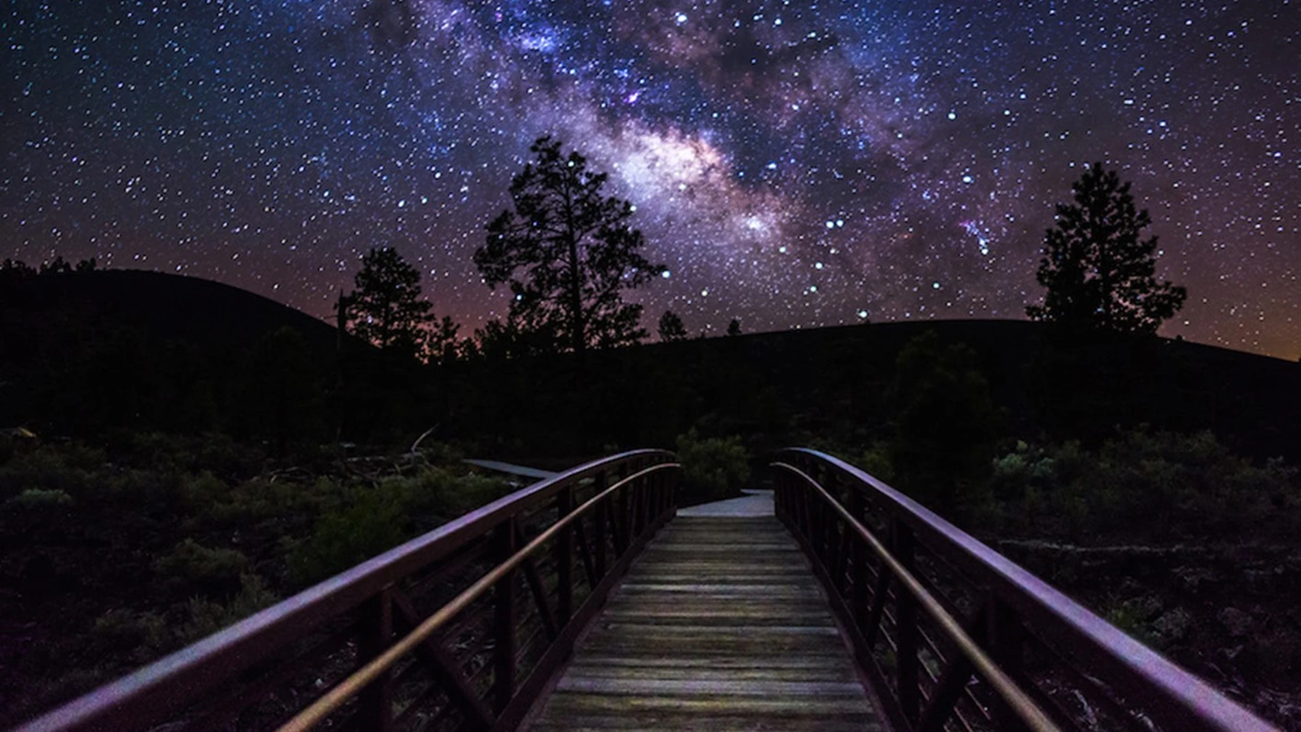 Fotografía del cielo nocturno de Deborah Lee Soltesz