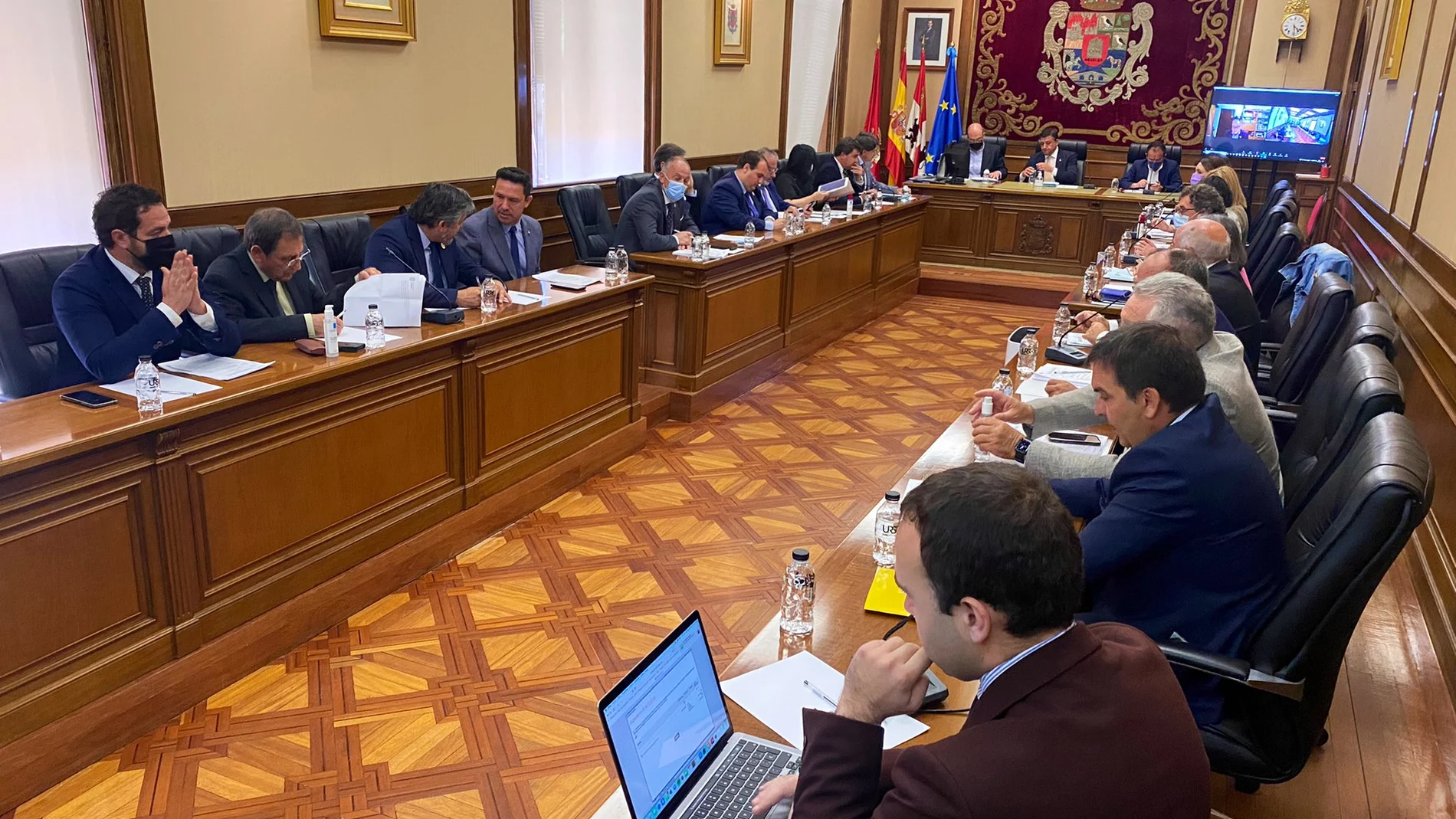 Pleno de la Diputación de Ávila