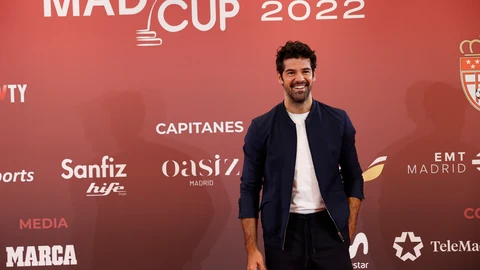 El actor Miguel Ángel Muñoz posa para los fotógrafos durante la presentación del MADCUP 2022