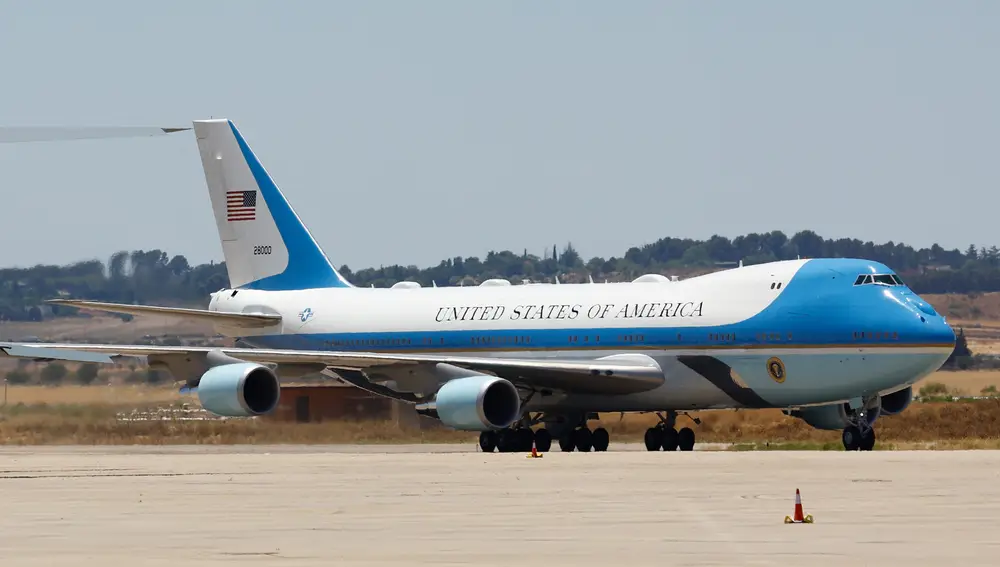 El Air Force One con el presidente de EE.UU, Joe Biden, aterriza en la Base Aérea de Torrejón de Ardoz