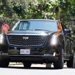El Cadillac One del presidente de los Estados Unidos, Joe Biden, desplazándose por Madrid
