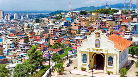 Panorámica de la ciudad desde la capilla de Santa Ana