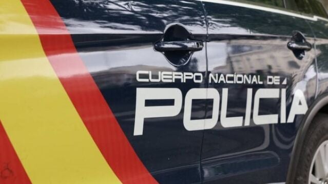 Coche patrulla de la Policía Nacional de León