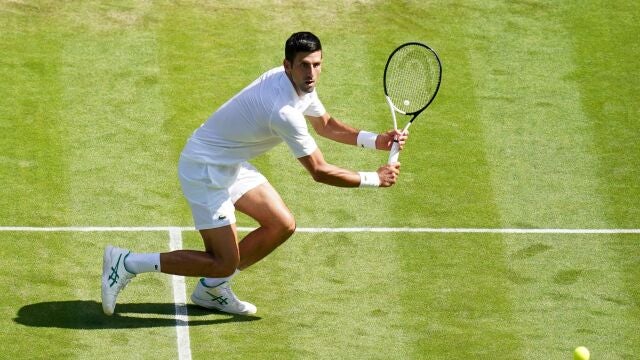 Novak Djokovic ya está en los octavos de final de Wimbledon