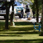 Efectivos de la Guardia Civil durante el operativo del pasado viernes en Santovenia