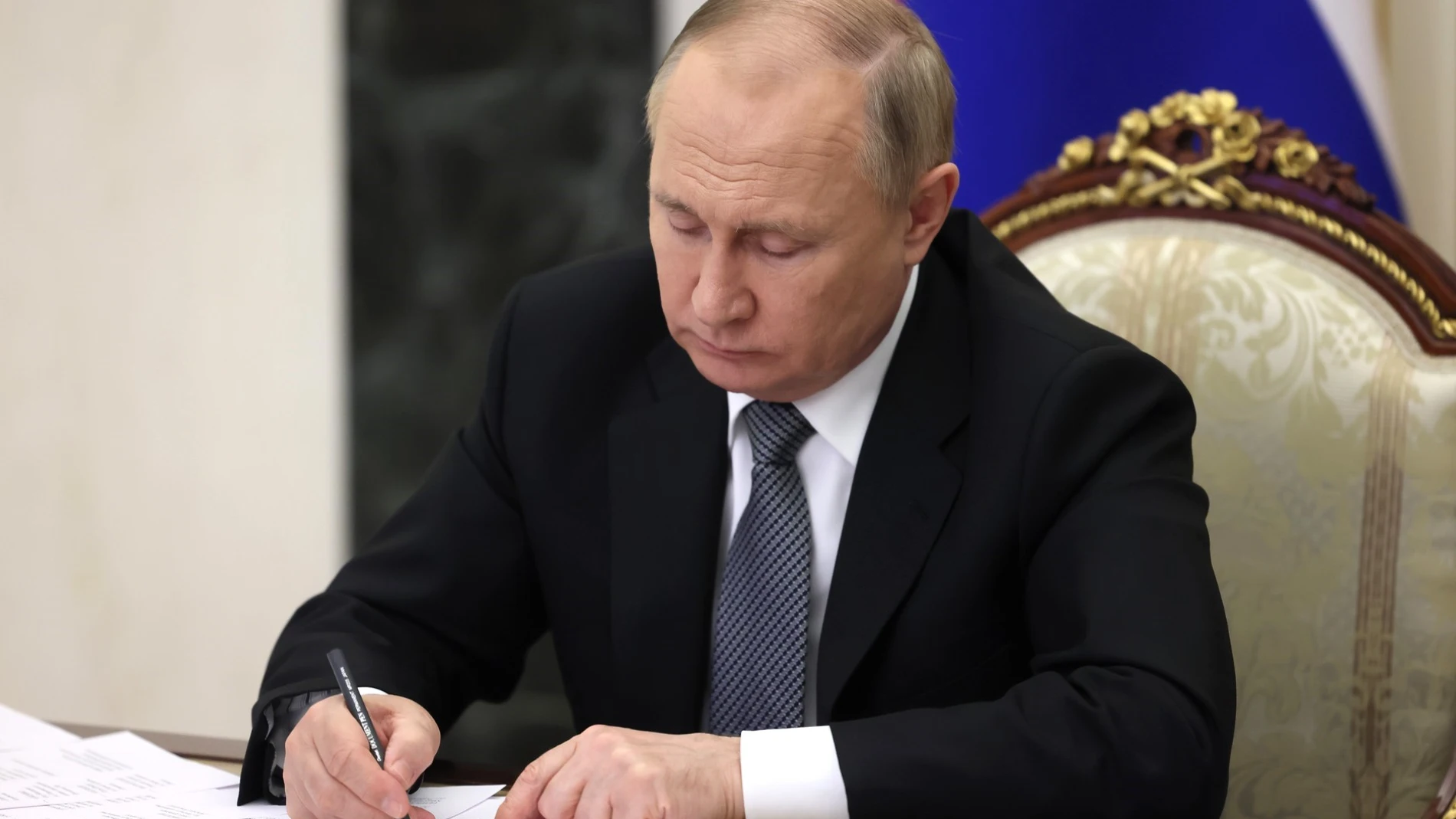 El presidente ruso Vladimir Putin preside el Consejo Estatal en Moscú