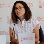 La nueva vicepresidenta y Portavoz del Gobierno valenciano, Aitana Mas, durante la rueda de prensa posterior al Pleno del Consell