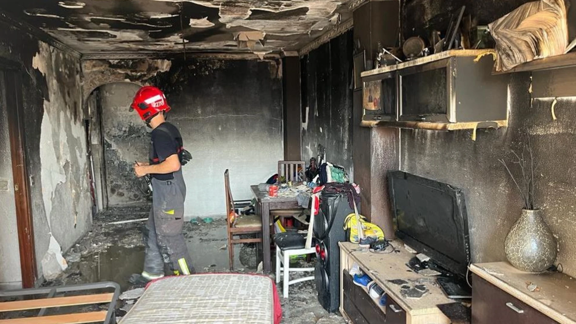 Estado en el que ha quedado la vivienda tras el incendio