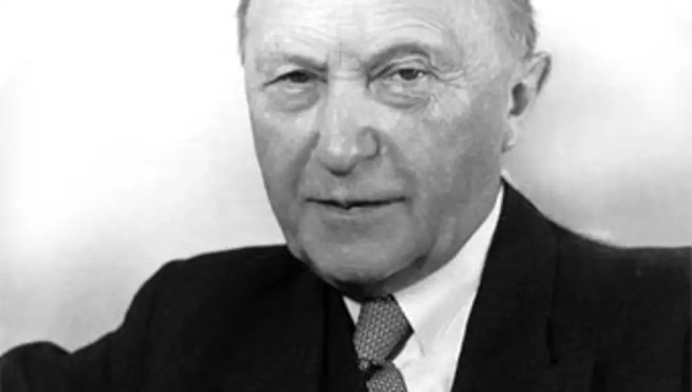 Konrad Adenauer fue elegido canciller en 1949 y ocupó este cargo hasta el 15 de octubre de 1963