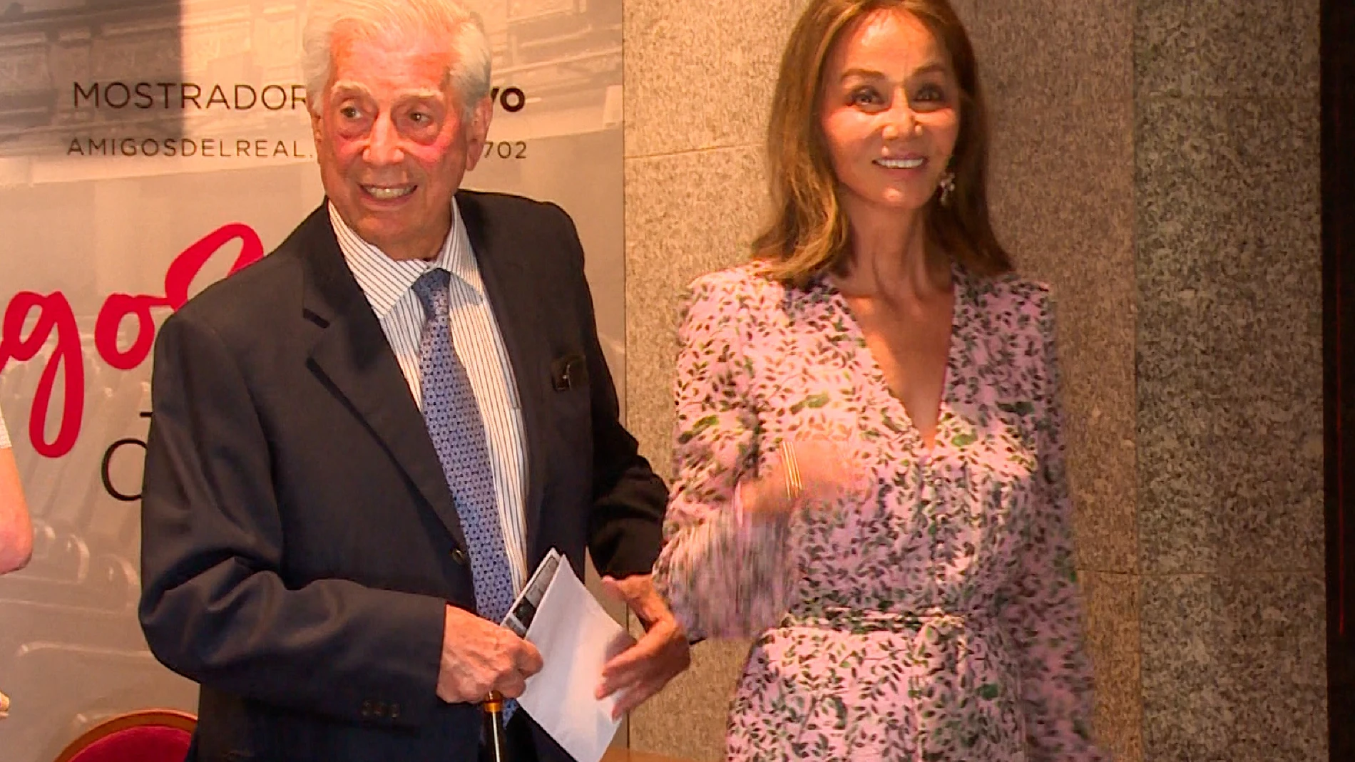 Isabel Preysler y Mario Vargas Llosa acuden juntos al Teatro Real