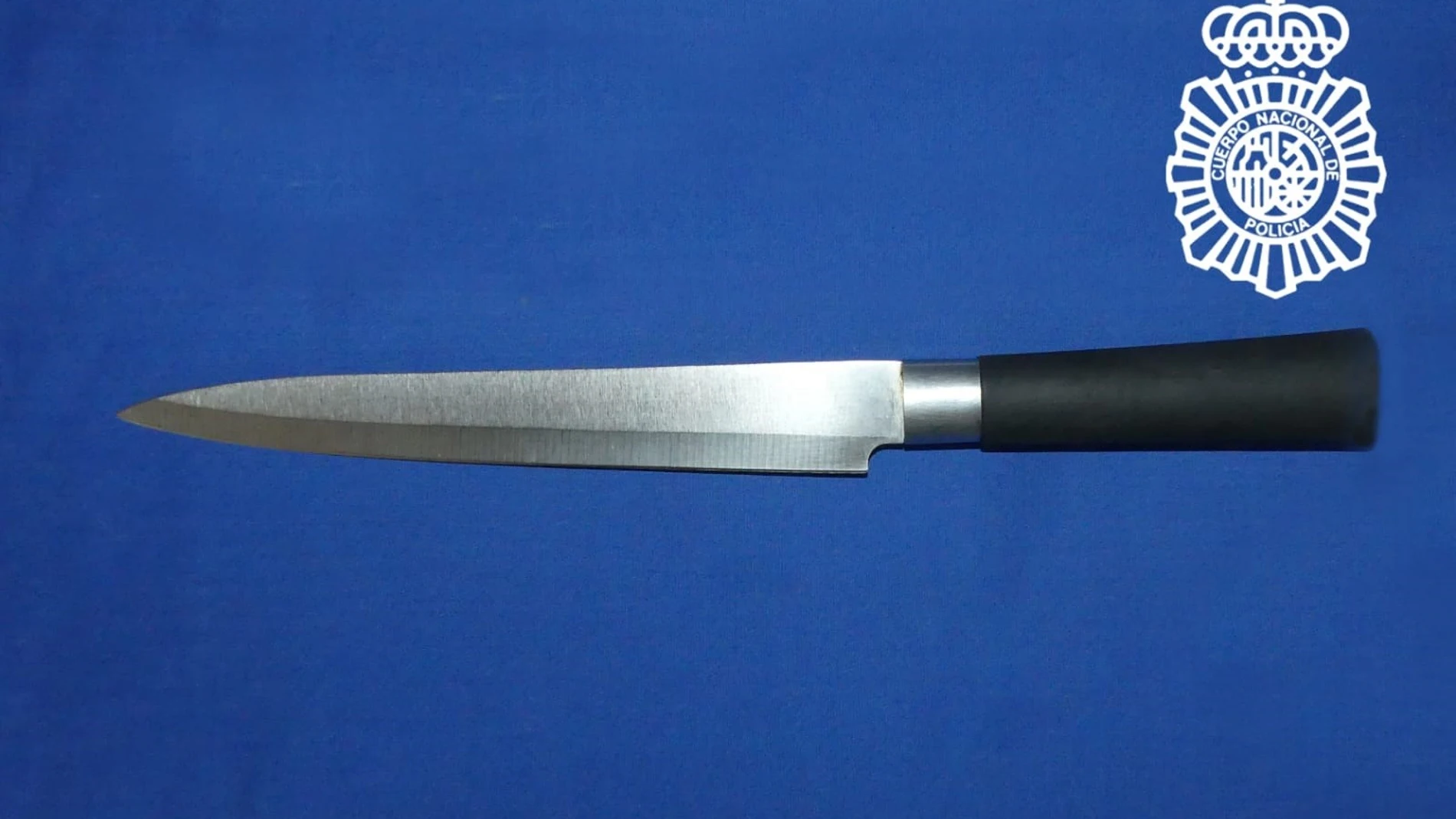 Cuchillo intervenido por los policías