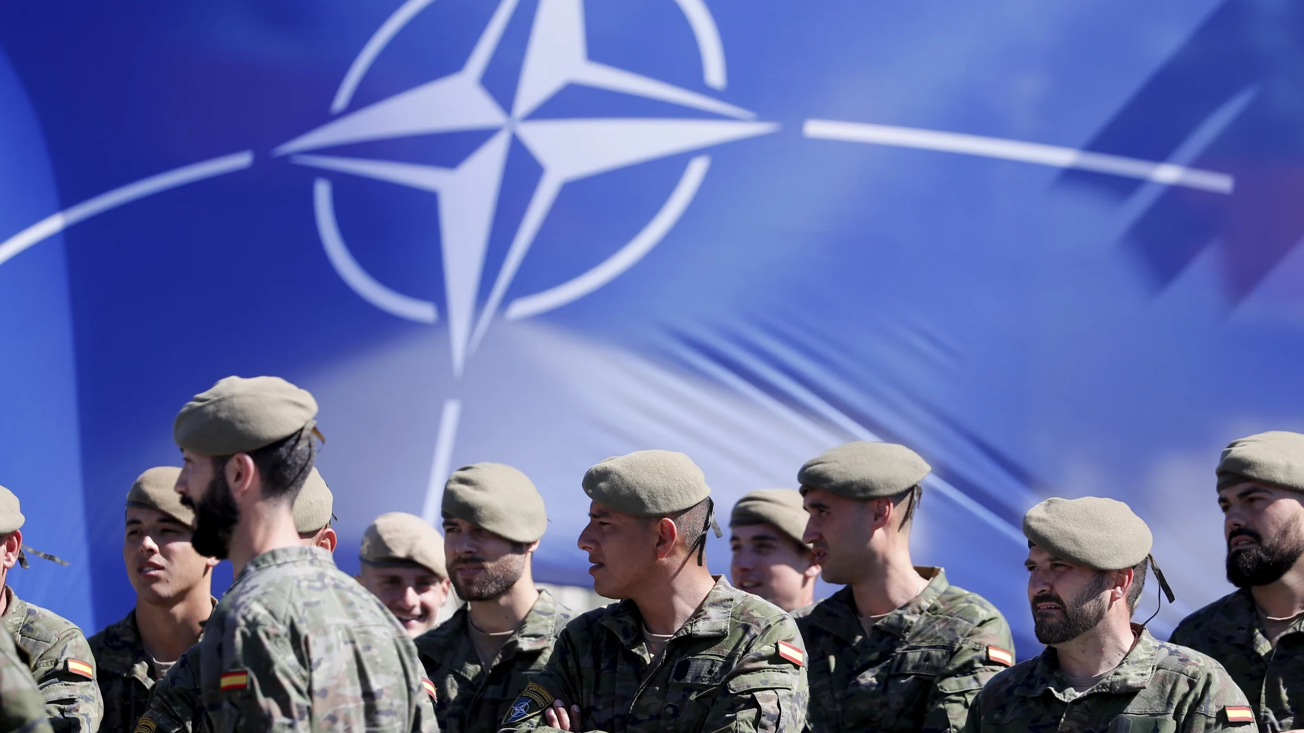 Soldados de la OTAN en la base militar de Adazi en Letonia
