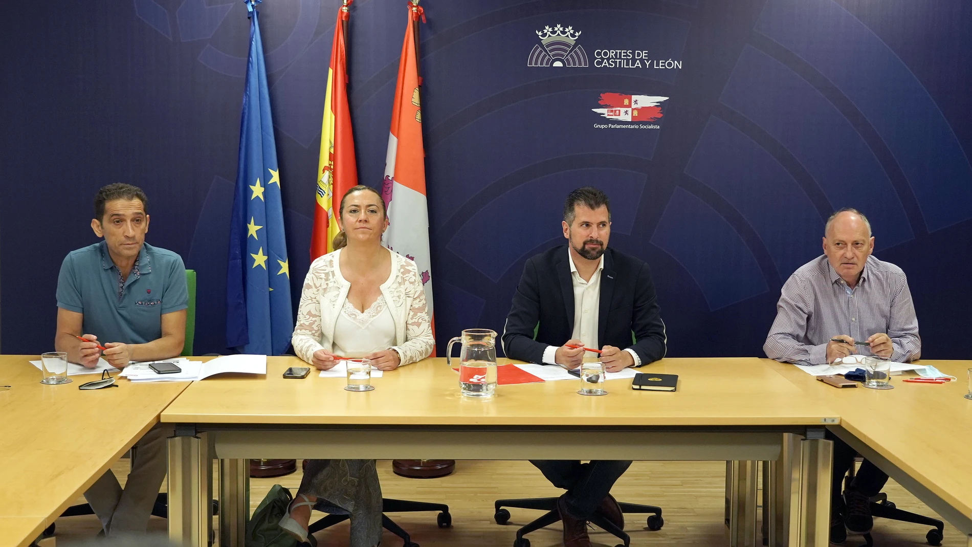 El portavoz del Grupo Parlamentario Socialista, Luis Tudanca, se reúne con los secretarios general de UGT, Faustino Temprano, y de CCOO, Vicente Andrés