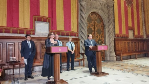 Rueda de prensa de la alcaldesa de Barcelona Ada Colau y el conseller Joan Ignasi Elena tras la Junta Local de Seguridad del jueves 7 de julio de 2022. EUROPA PRESS