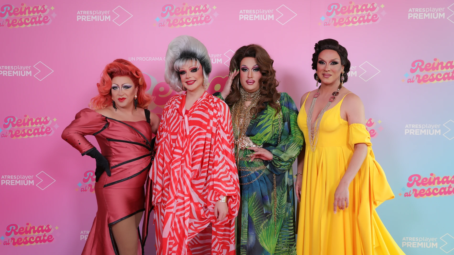 Puppi, Supremme, Xtravaganza y Sharonne posan en la presentación del nuevo formato
