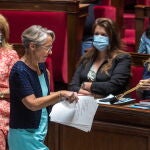 El Gobierno de Elisabeth Borne superó con holgura la moción de censura de NUPES