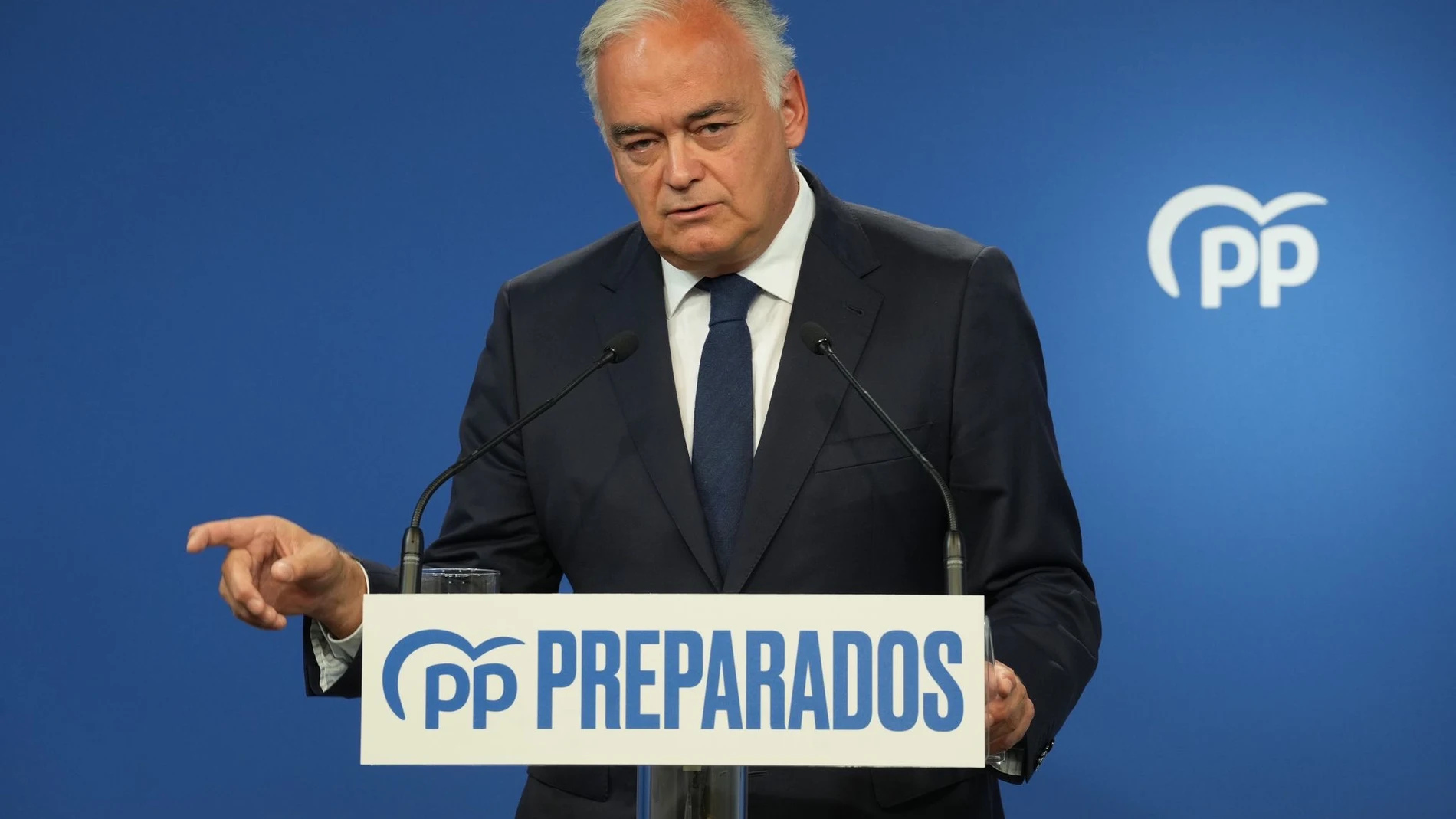 Esteban González Pons en rueda de prensa en la sede nacional del PP