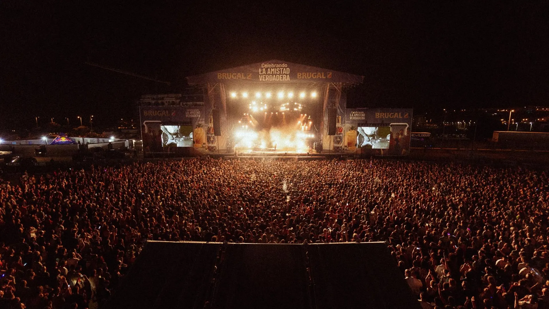 Weekend Beach Festival reúne 135.000 personas en Torre del Mar
