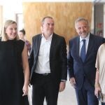 El presidente de las Cortes de Castilla y León, Carlos Poll´sn, el presidente de la Diputación de Zamora, Francisco Requejo, y el viceconsejero de Política Agraria Comunitaria y Desarrollo Rural, Pedro Medina, participan en la presentación de la Feria Internacional del Queso de Zamora