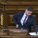  Tenso rifirrafe entre Rufián y Sánchez: el líder de ERC muestra unas balas en el Congreso 