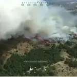  Incendio en la Sierra de Madrid: la Guardia Civil evacúa una urbanización en Collado Mediano