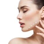 Las cremas antiarrugas y antiedad que devolverán la juventud a tu piel
