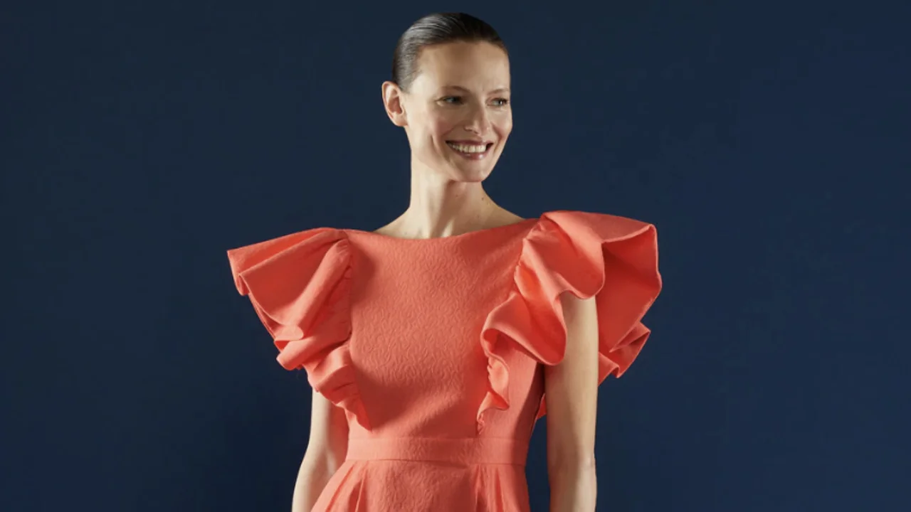 Estos son los vestidos que las invitadas perfectas de 30,40 y 50 años necesitan para las bodas que quedan este verano Estos son los vestidos que las invitadas perfectas de 30,40 y 50 años necesitan para las bodas que quedan este verano