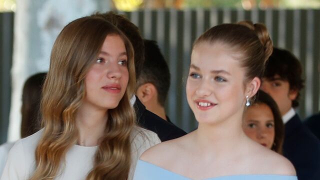La infanta Sofía y la princesa Leonor