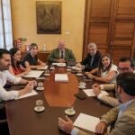 Primera reunión de la Mesa del Parlamento de la XII Legislatura, este viernes. ALFREDO DE ANCA-PARLAMENTO DE ANDALUCÍ