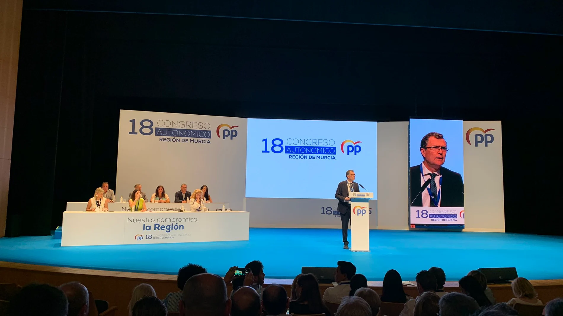 José Ballesta inaugura el XVIII Congreso Autonómico del PP murciano