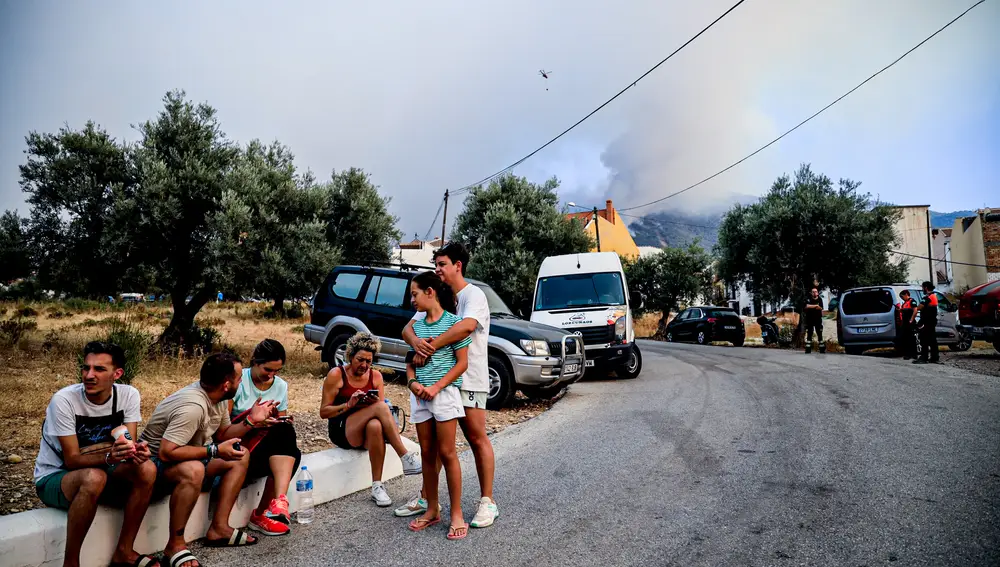 Vecinos de Alhaurín el Grande han sido desalojados preventivamente por el incendio en la sierra de Mijas