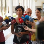 La portavoz de Adelante Andalucía, Teresa Rodríguez, en declaraciones a la prensa. Eduardo Briones / Europa Press