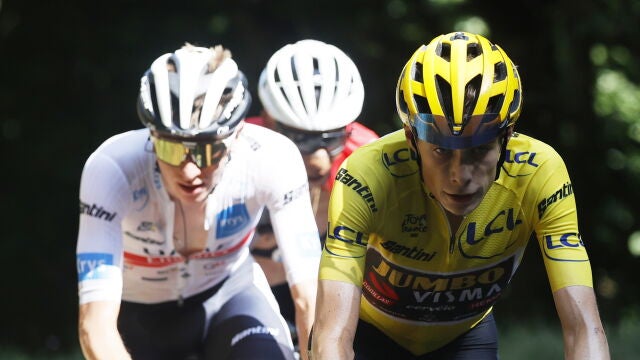 Jonas Vingegaard y Tadej Pogacar, juntos durante la etapa 16 del Tour 2022