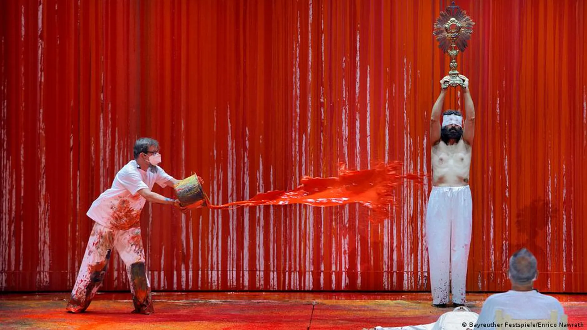 Producción de «La valquiria», de Hermann Nitsch, representada en Bayreuth en 2021