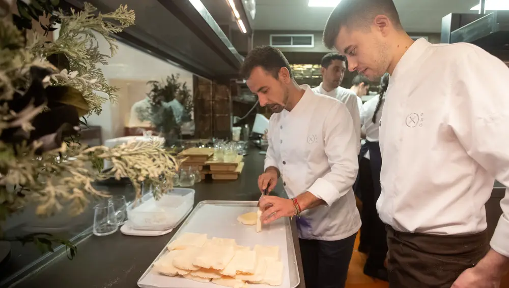 El chef Eduard Xatruch, cofundador del restaurante Disfrutar junto con Mateu Casañas y Oriol Castro