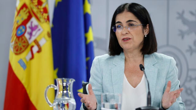 La ministra de Sanidad, Carolina Darias, durante la rueda de prensa posterior a la reunión del Consejo Interterritorial de Salud para abordar la campaña de vacunación y la situación actual de la pandemia, este miércoles en Madrid.