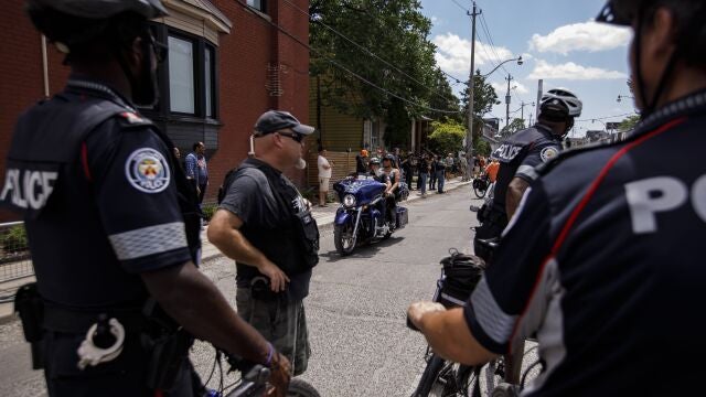 Agentes de la Policía en Toronto, Canadá