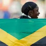 La jamaiquina Sericka Jackson, medalla de oro en 200 metros en el Mundial de Eugene