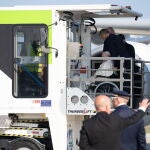 Fiumicino (Italy), 24/07/2022.- Pope Francis is lifted aboard the airplane that will take him to Canada for his apostolic journey, at Leonardo Da Vinci Airport, Fiumicino, Italy, 24 July 2022. The five-days visit is the first papal visit to Canada in 20 years. (Papa, Italia) EFE/EPA/Redazione Telenews