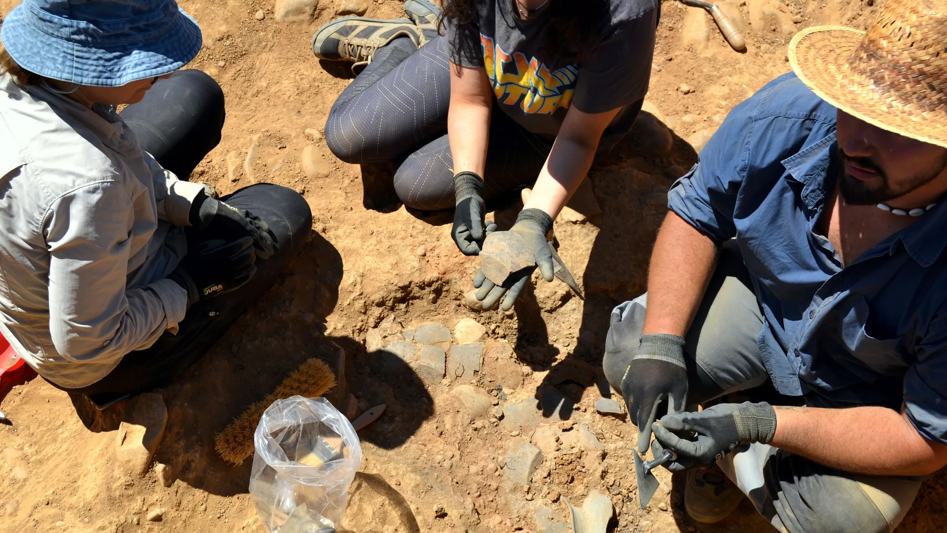Campaña de excavaciones en el Castro de los Judíos de Puente Castro en León
