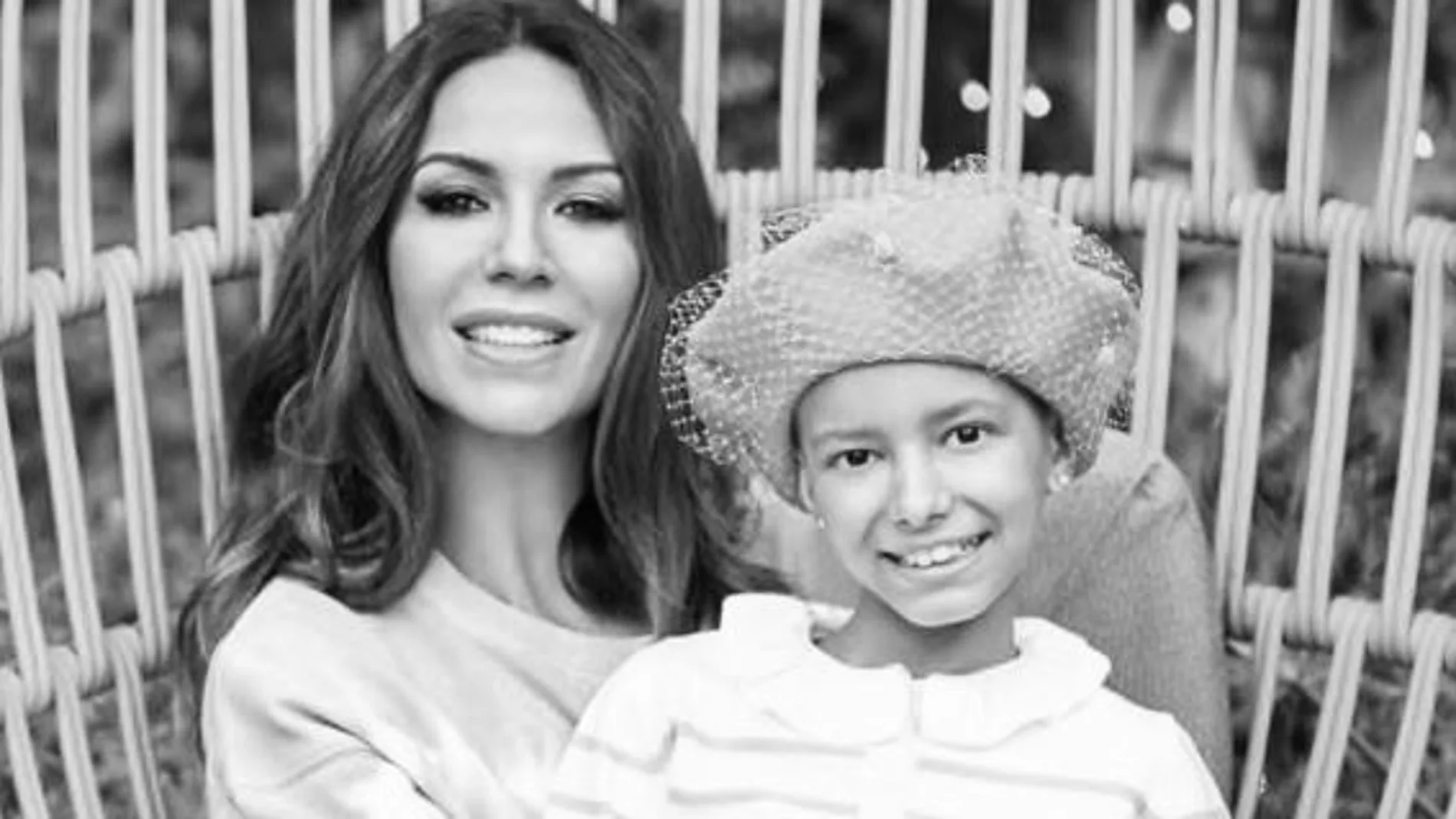 Tamara Gorro, junto a su "princesa"