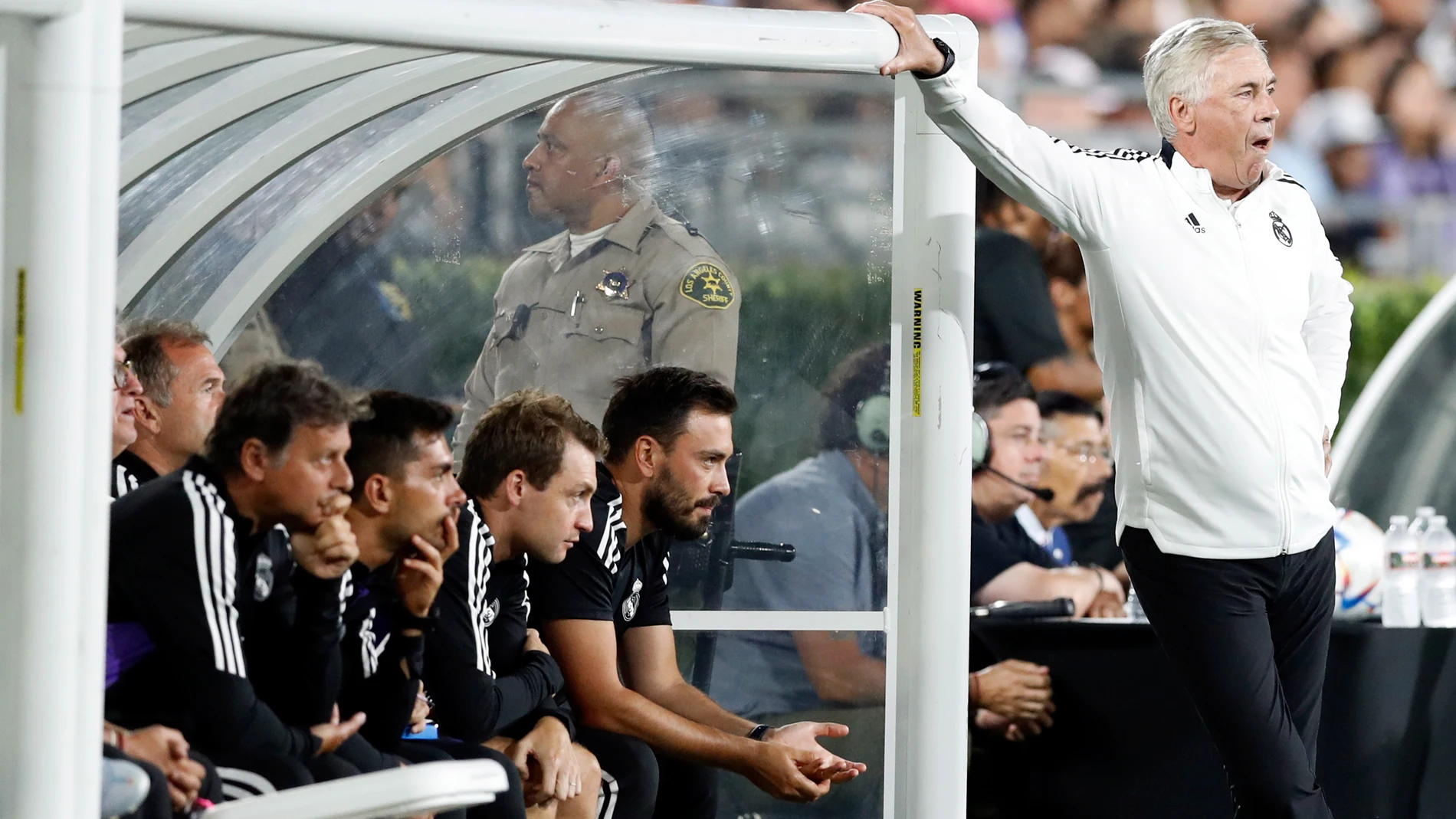 Carlo Ancelotti, en el banquillo del Real Madrid durante el amistoso de pretemporada contra la Juventus