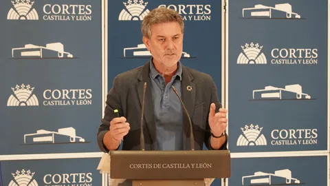 El portavoz de Medio Ambiente del PSOE en las Cortes, José Luis Vázquez